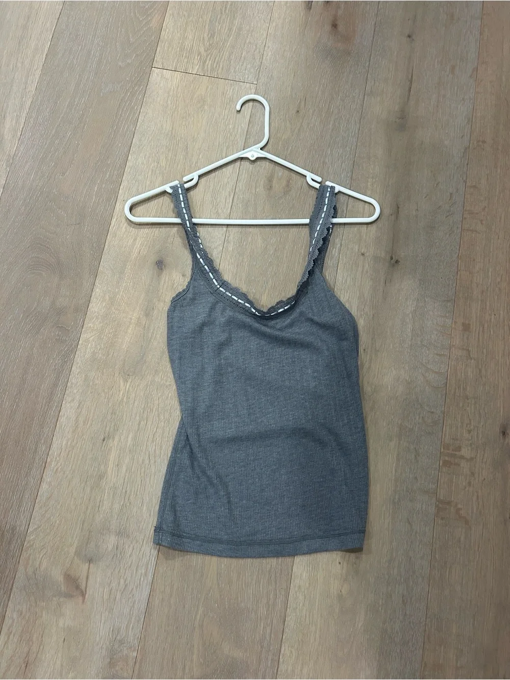 Free People Women's Gray Lace-Trim Tank Top